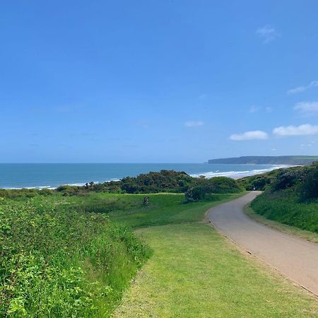 Lakeside Retreat At The Bay Filey, Sleeps 4, 2 Non-Shedding Dogs Welcome For Free Exterior photo